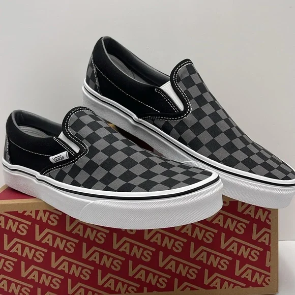 Vans Men’s Classic Slip-On Black/Pewter CheckerboardVN000EYEBPJSneakers